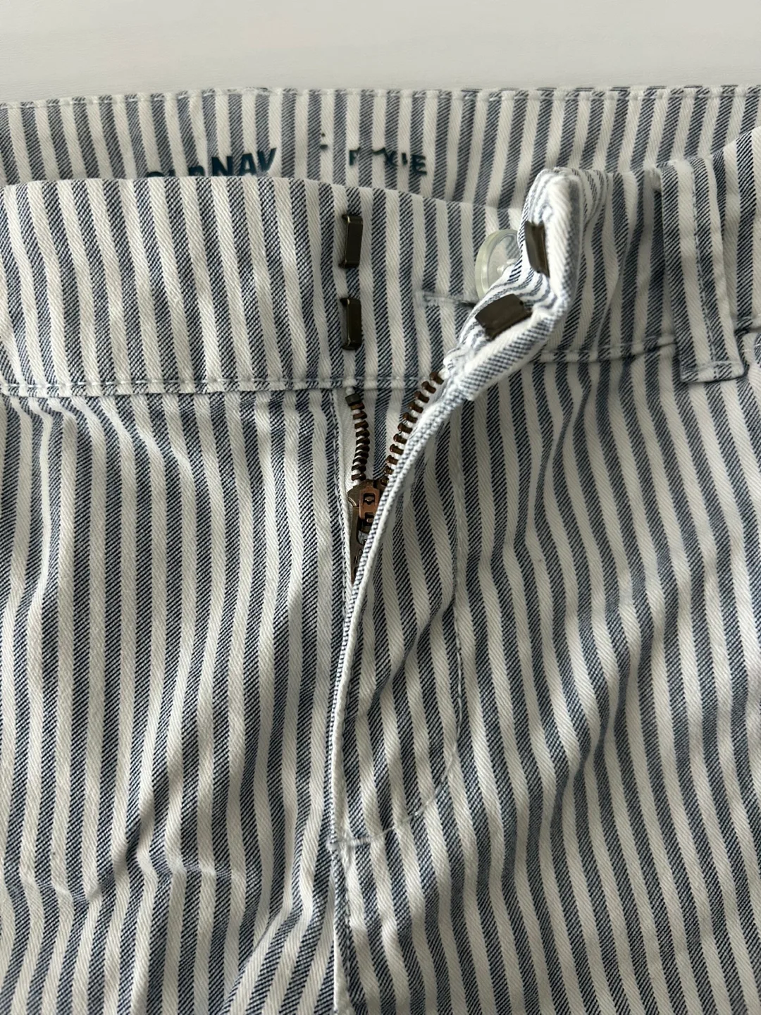Old Navy Blue and White Striped Pants - Size 6 thumbnail