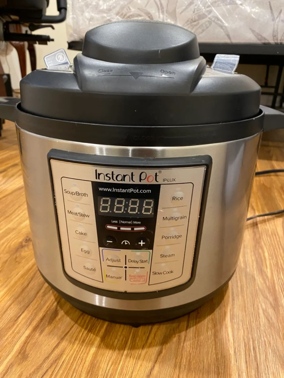 Instant Pot IP-LUX Multi-Use Programmable Pressure Cooker image indicator(7)
