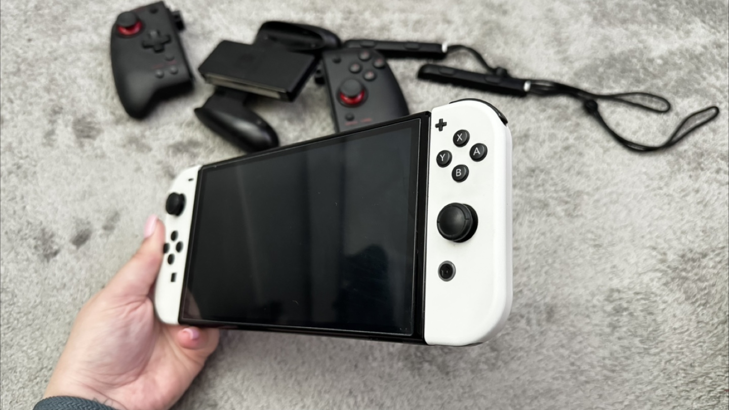 Nintendo Switch OLED 512 GB Console with Accessories - photo 4