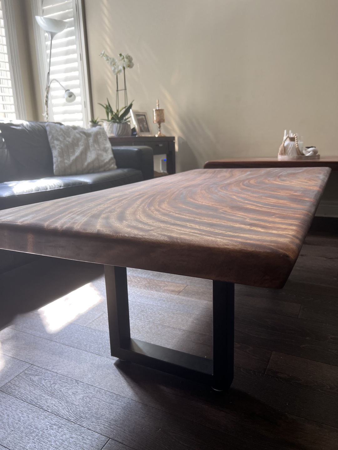 Live Edge Coffee Table with Black Metal Legs - photo 4