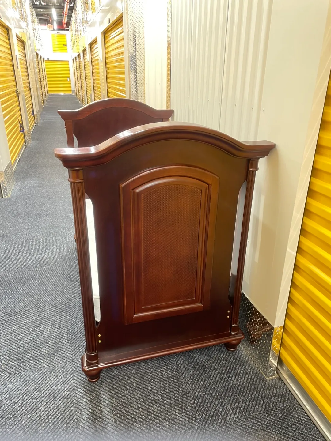 Bonavita Italian Toddler Bedroom Set image indicator(6)