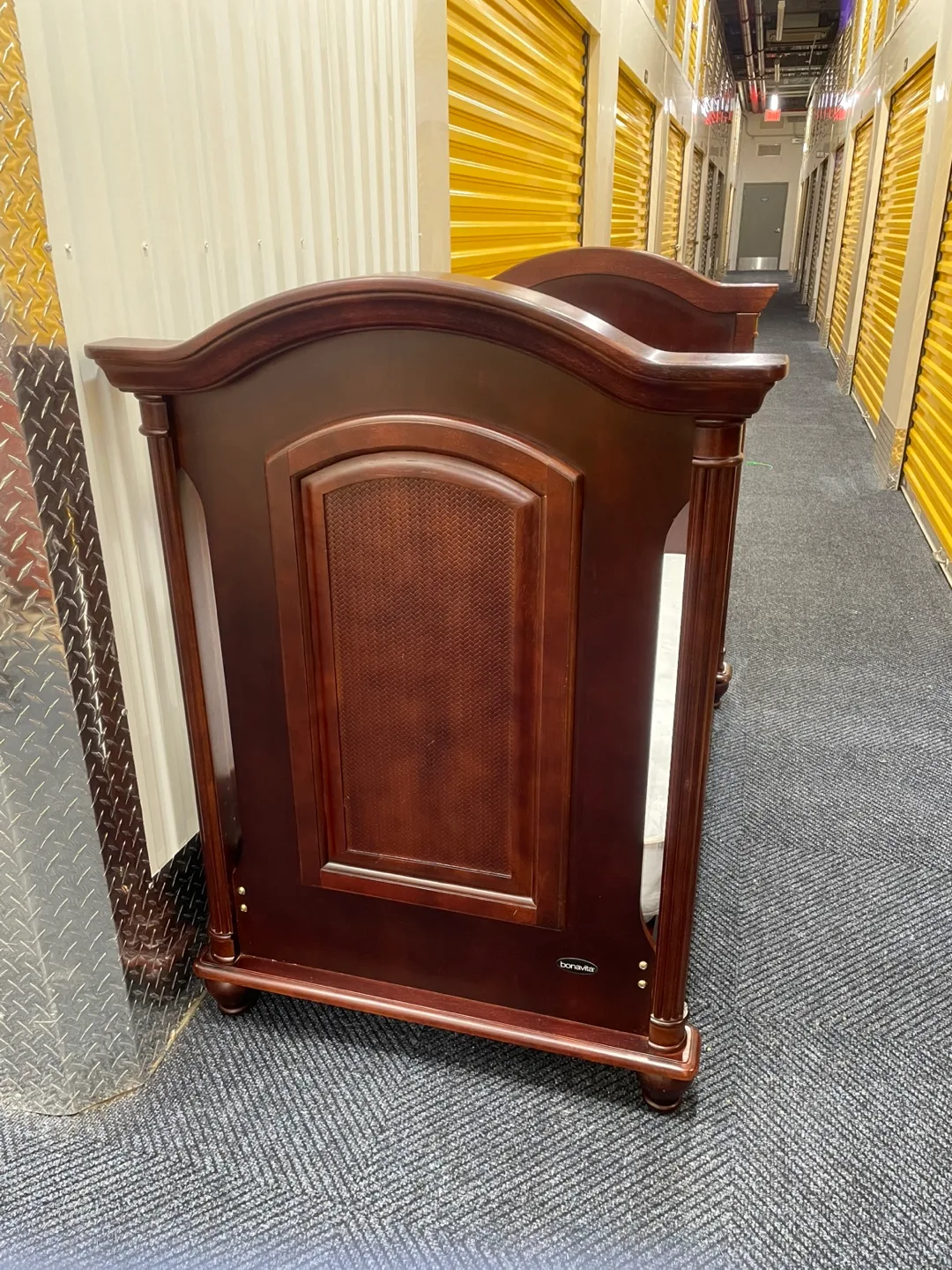 Bonavita Italian Toddler Bedroom Set image indicator(5)