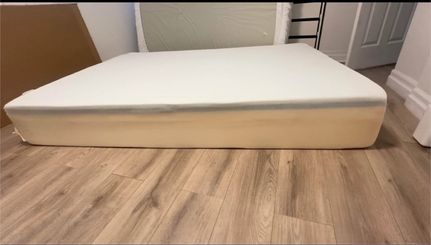 Queen Size Bed Frame with Mattress - photo 4