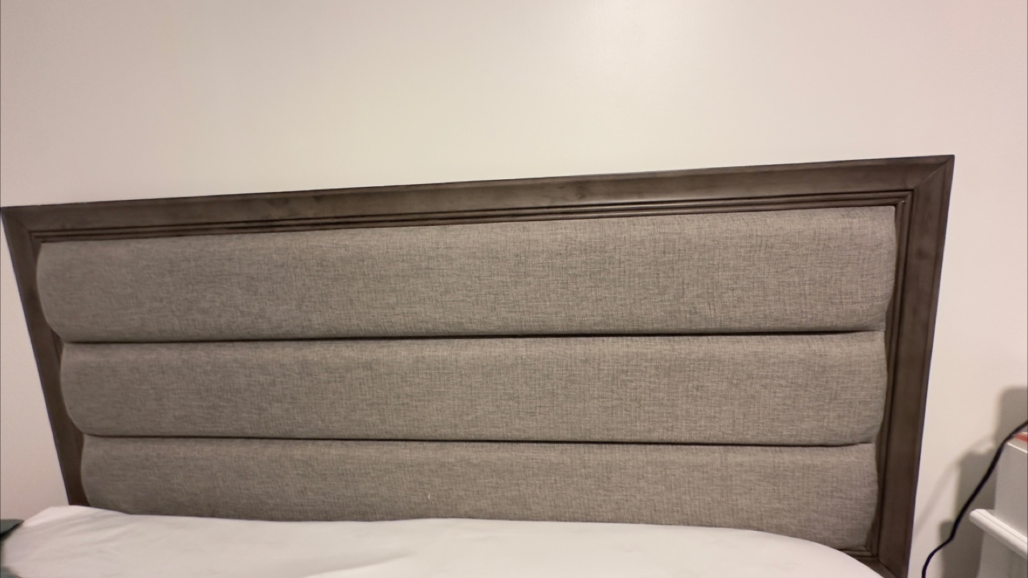 Queen Size Bed Frame with Mattress - photo 3