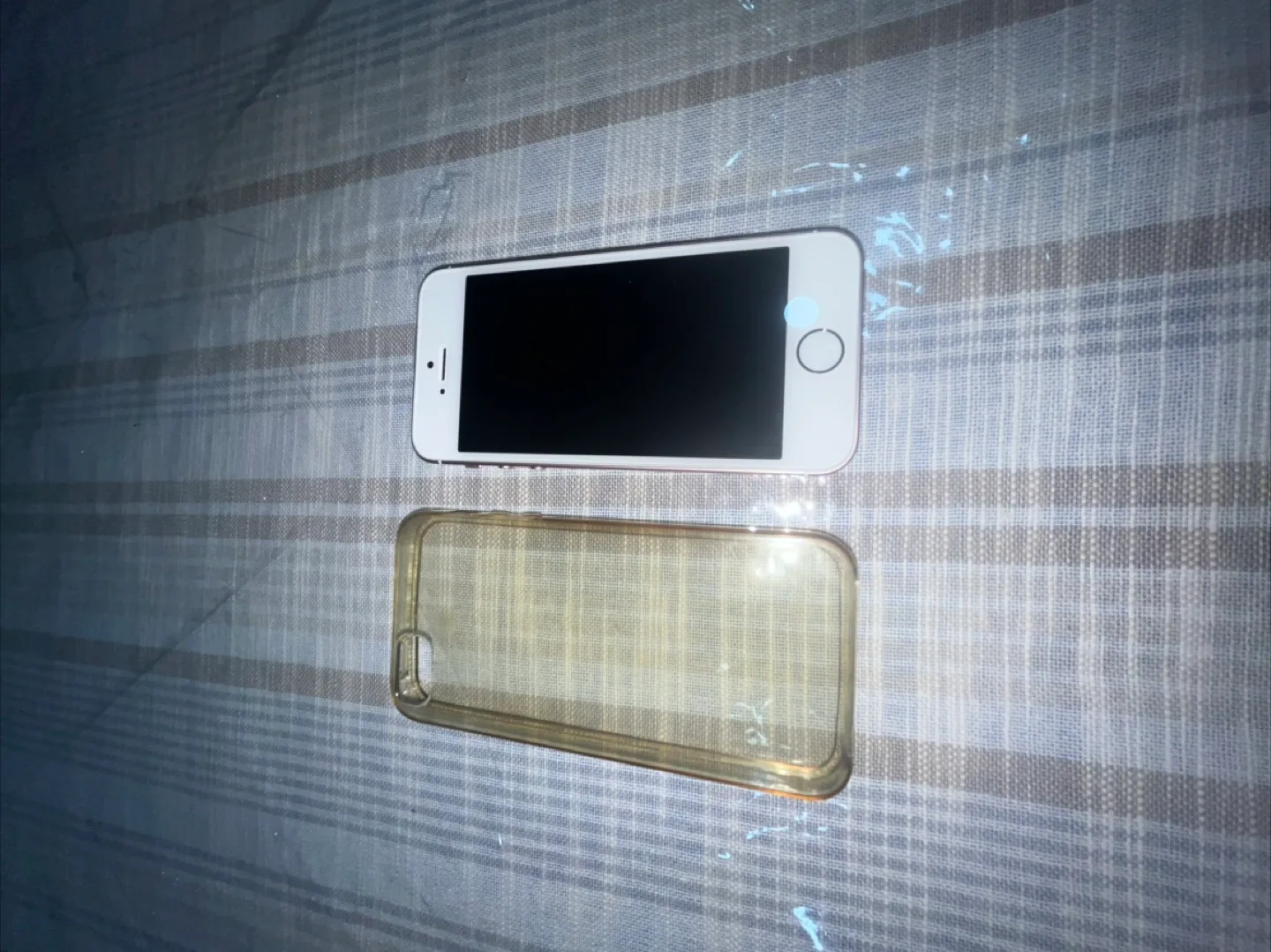 iPhone SE thumbnail