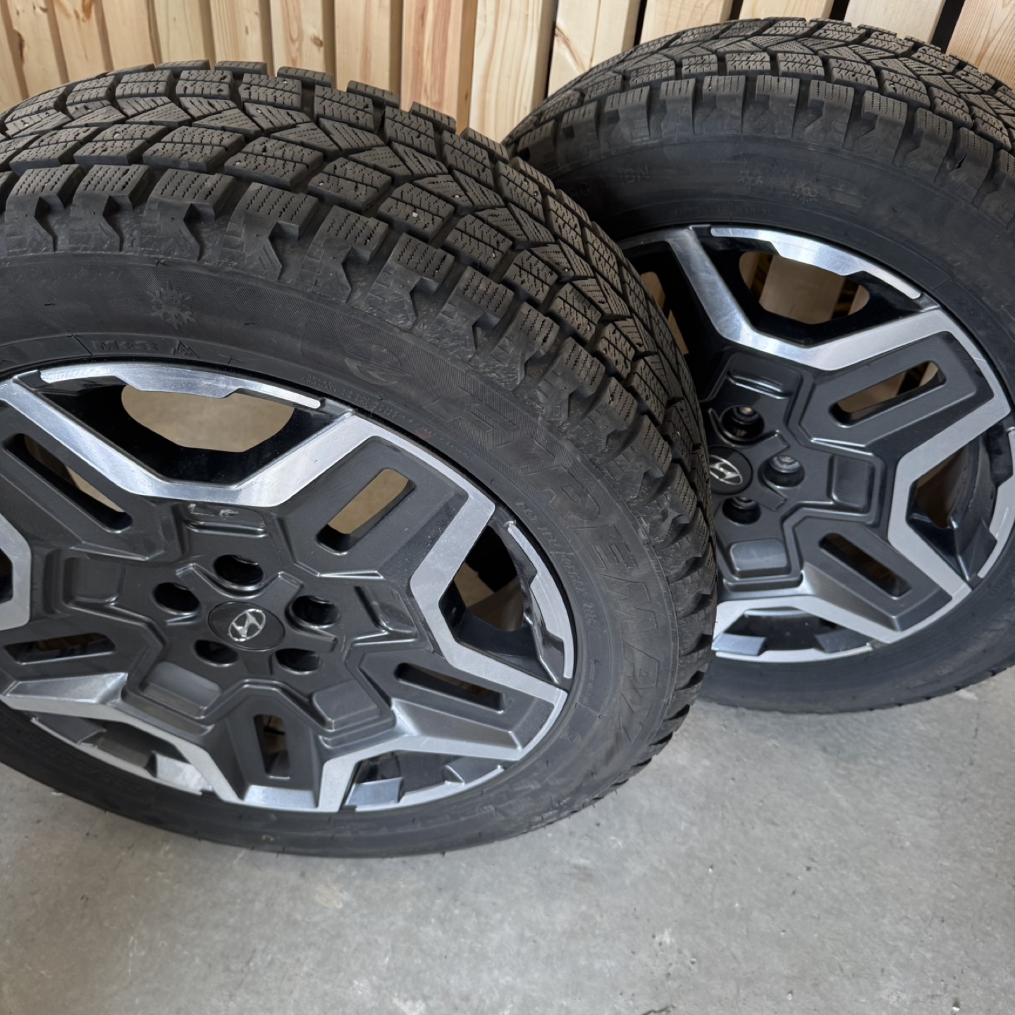 Set of 4 Winter Tires and Rims - photo 2