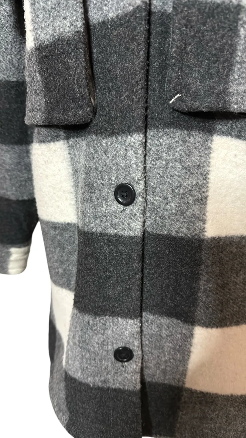 Women's Grayscale Buffalo plaid Abercrombie Jacket image indicator(5)