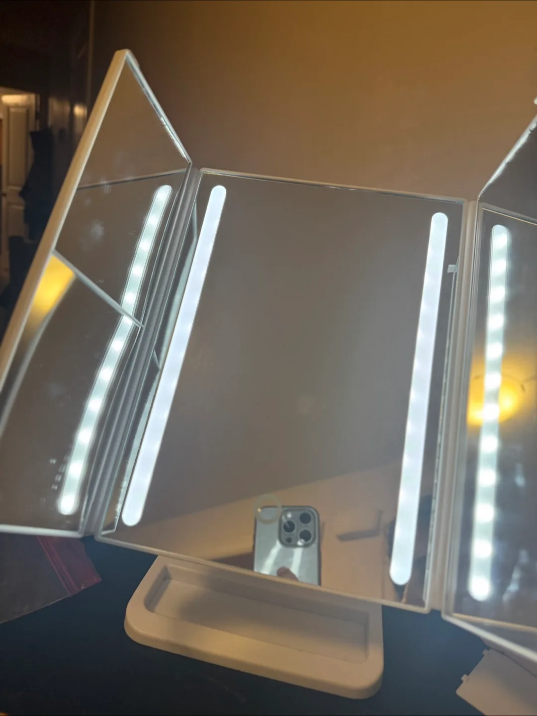 Vanity mirror with lights thumbnail