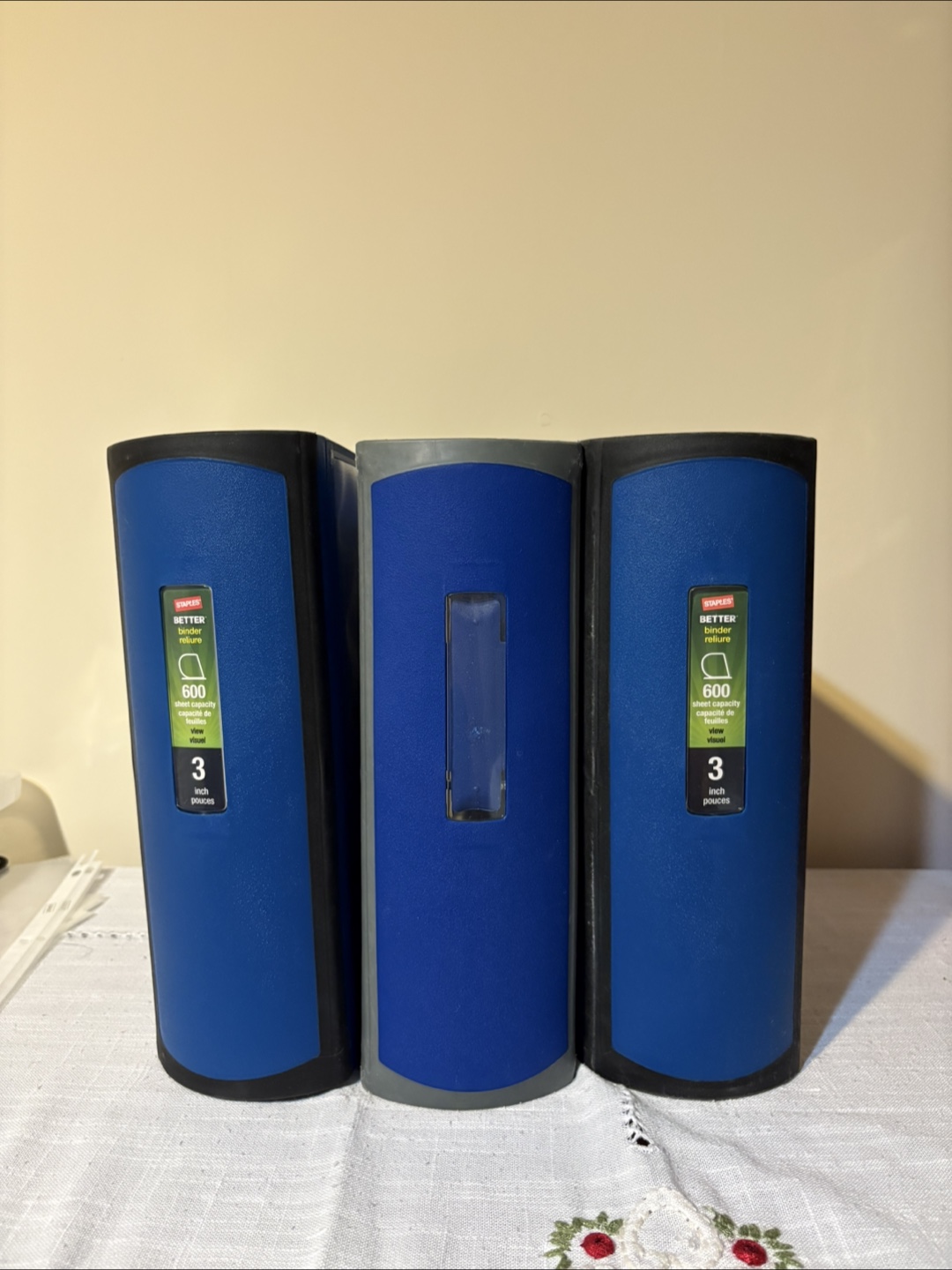 Three Staples Better Binders - 3 Inch, 600 Sheet Capacity