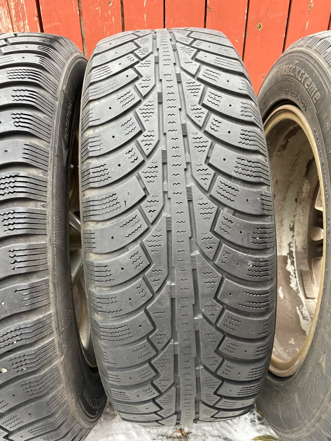 R17 Wheels & Winter Tires image indicator(6)