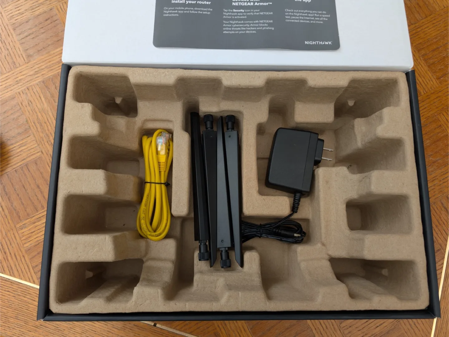 NETGEAR Nighthawk Router - AX4300 image indicator(6)