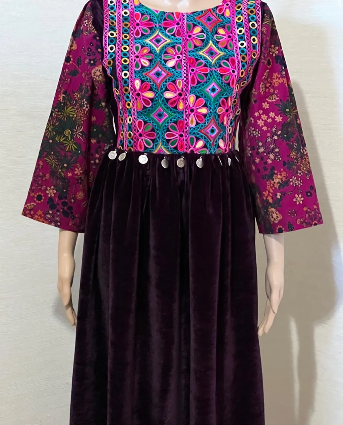 Beautiful afghani dreas thumbnail