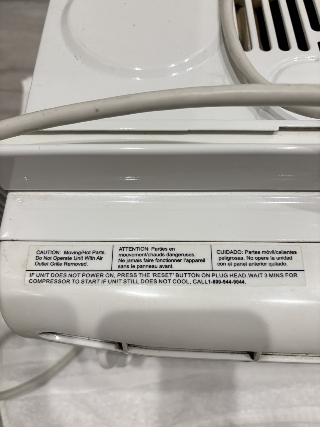 Frigidaire 5000 BTU Window Air Conditioner - photo 4