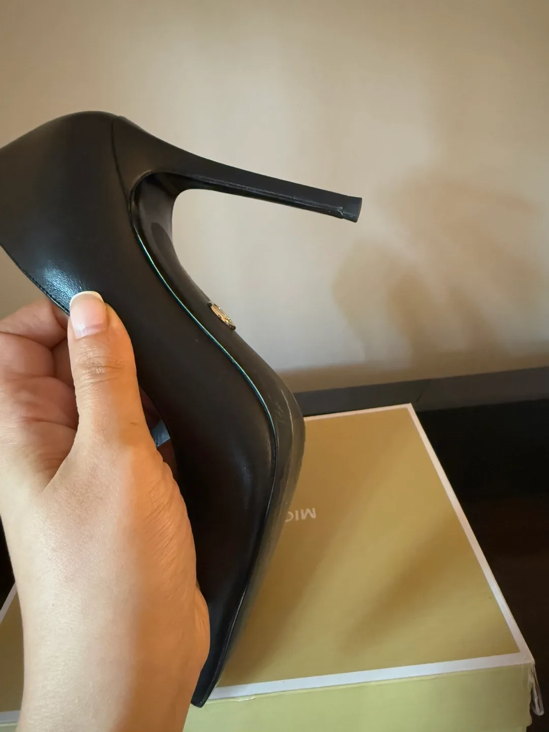 Michael Kors Black Leather Pointed-Toe Heels image indicator(4)