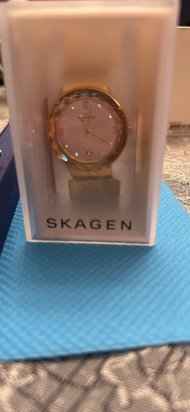 Panasonic KX-TG395C 5 Handset Cordless Phone System image indicator(10)