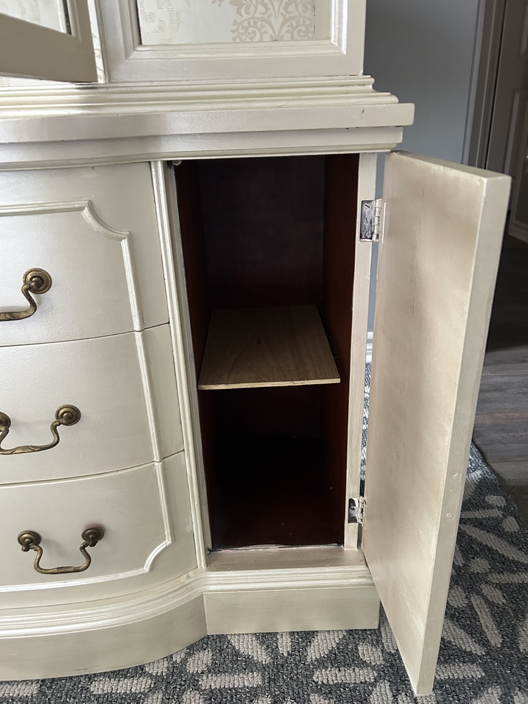 Vintage Painted Hutch/China Cabinet - photo 5
