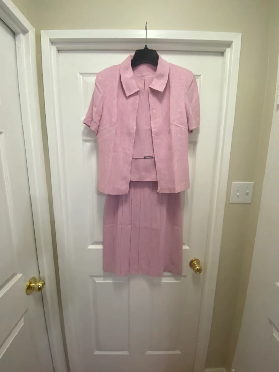 Pink - Dress Suit image indicator(3)