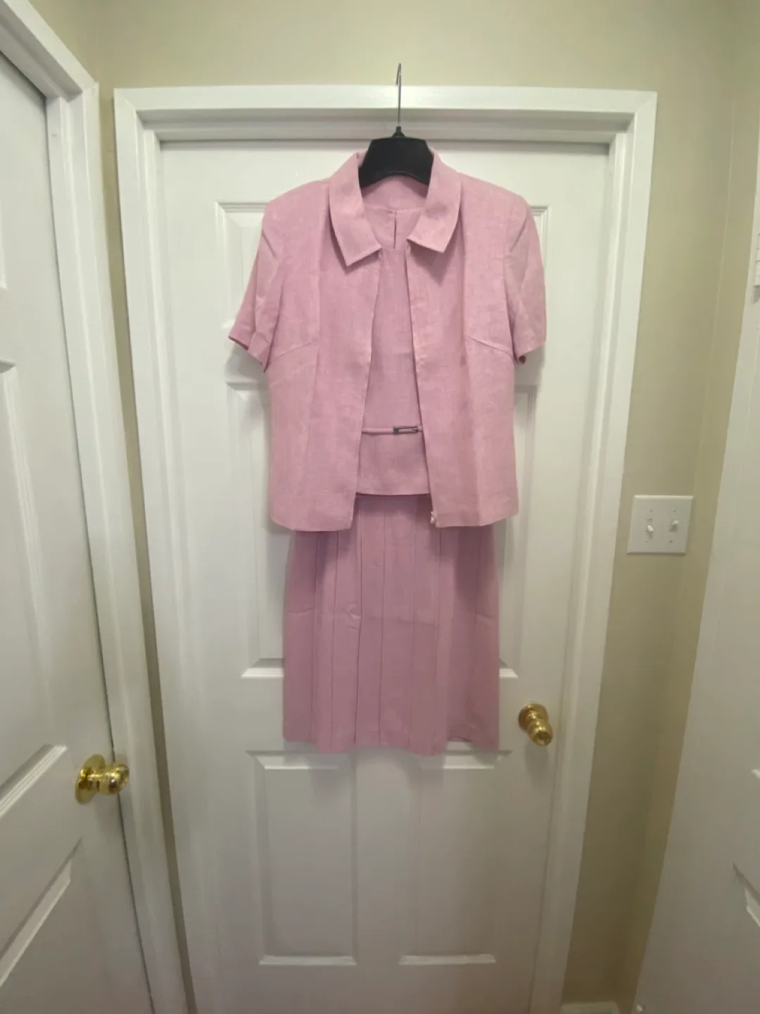 Pink - Dress Suit image indicator(4)