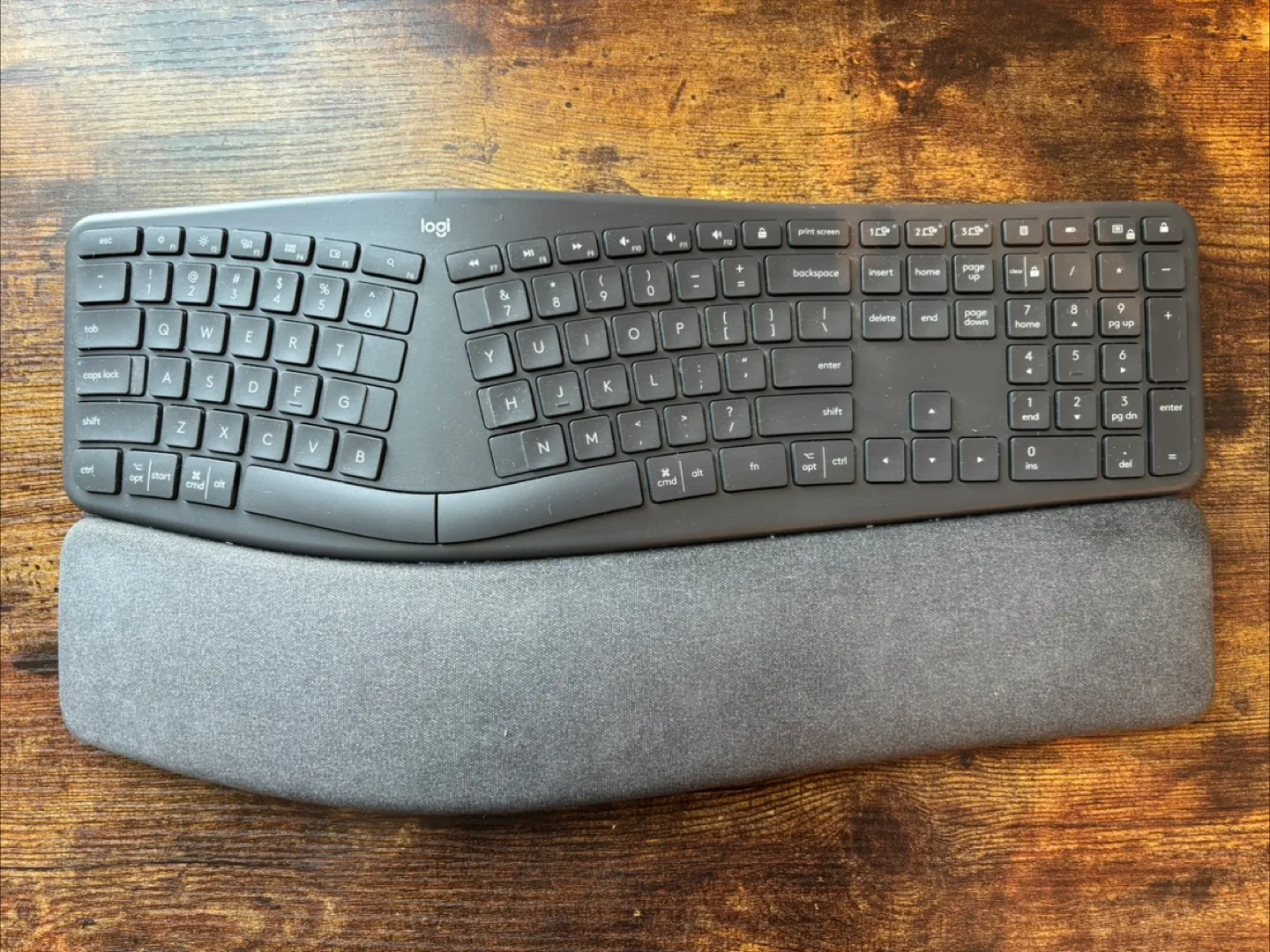 Logitech ERGO K860 Wireless Ergonomic Keyboard thumbnail