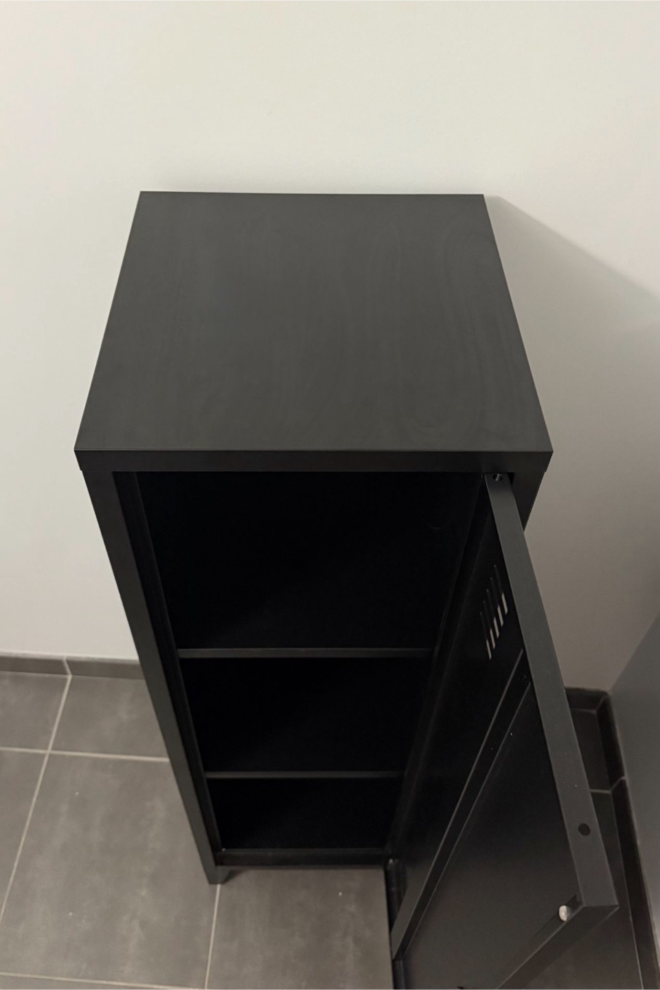 Black Metal Locker Cabinet with Shelves - photo 4