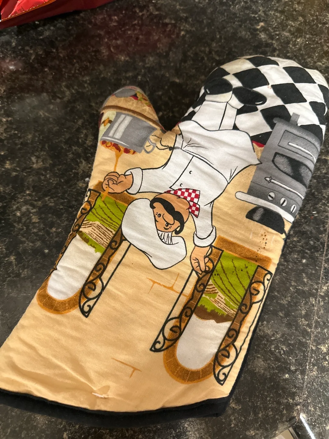 Cute Chef Oven Mitt thumbnail