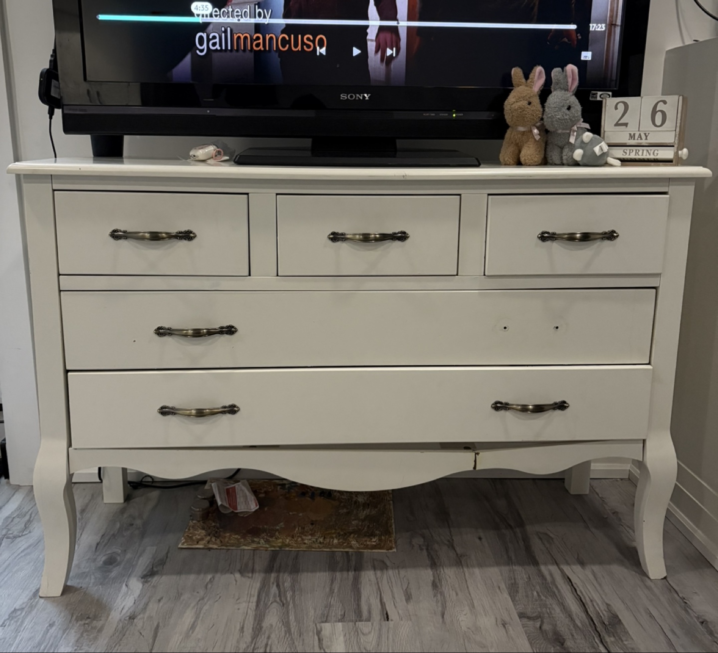 White 5-Drawer Dresser - photo 3
