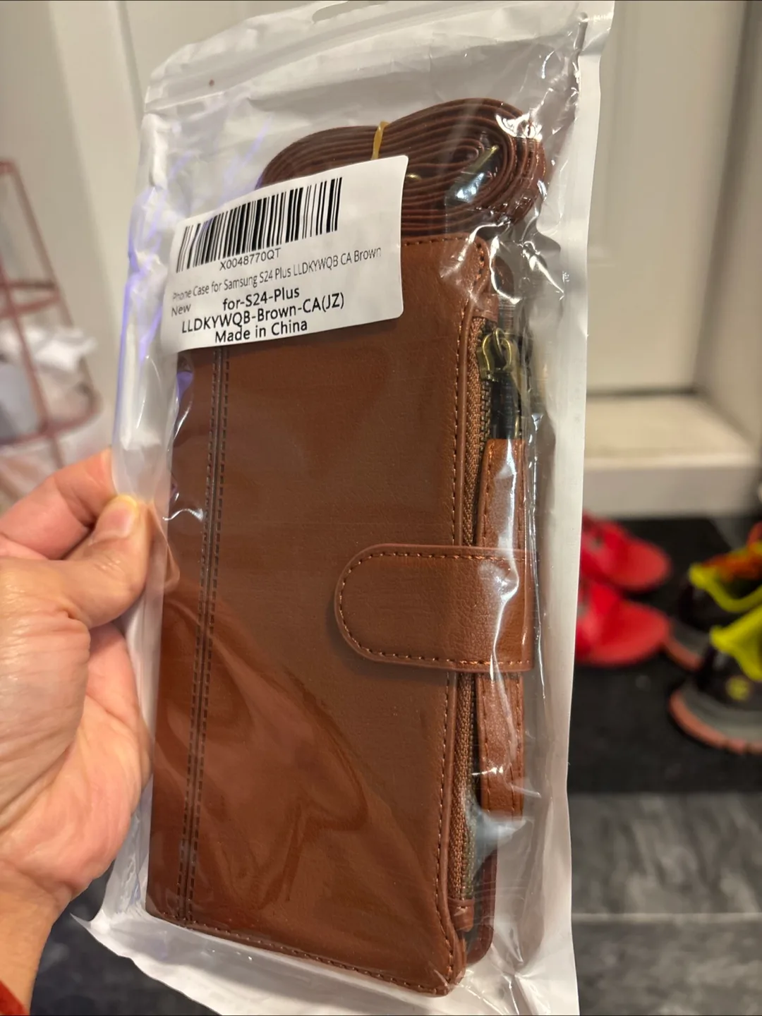 New Brown Samsung S24 Plus Phone Case with Neck Strap image indicator(3)