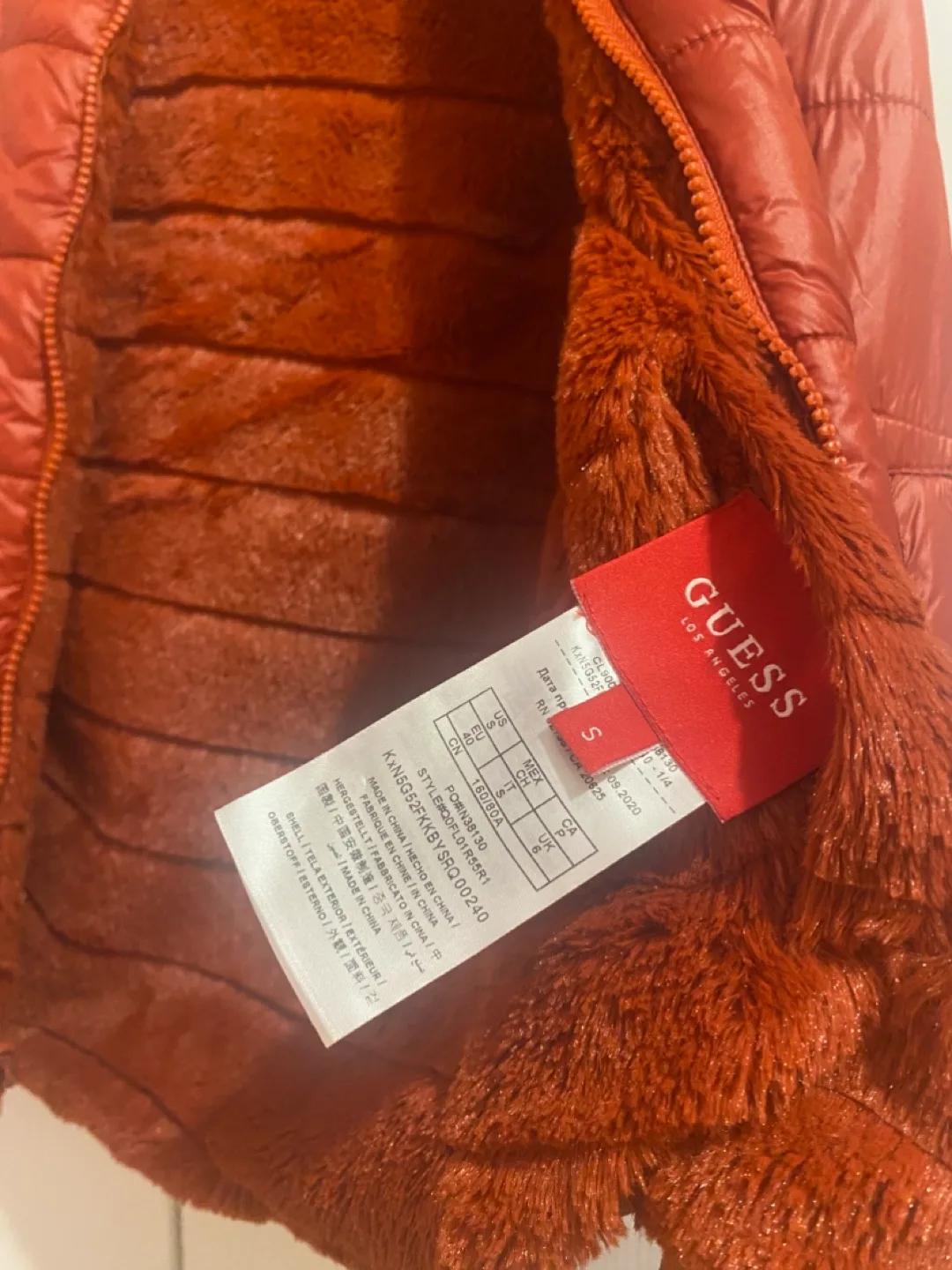 GUESS Reversible Hooded Vest - Size Small image indicator(4)