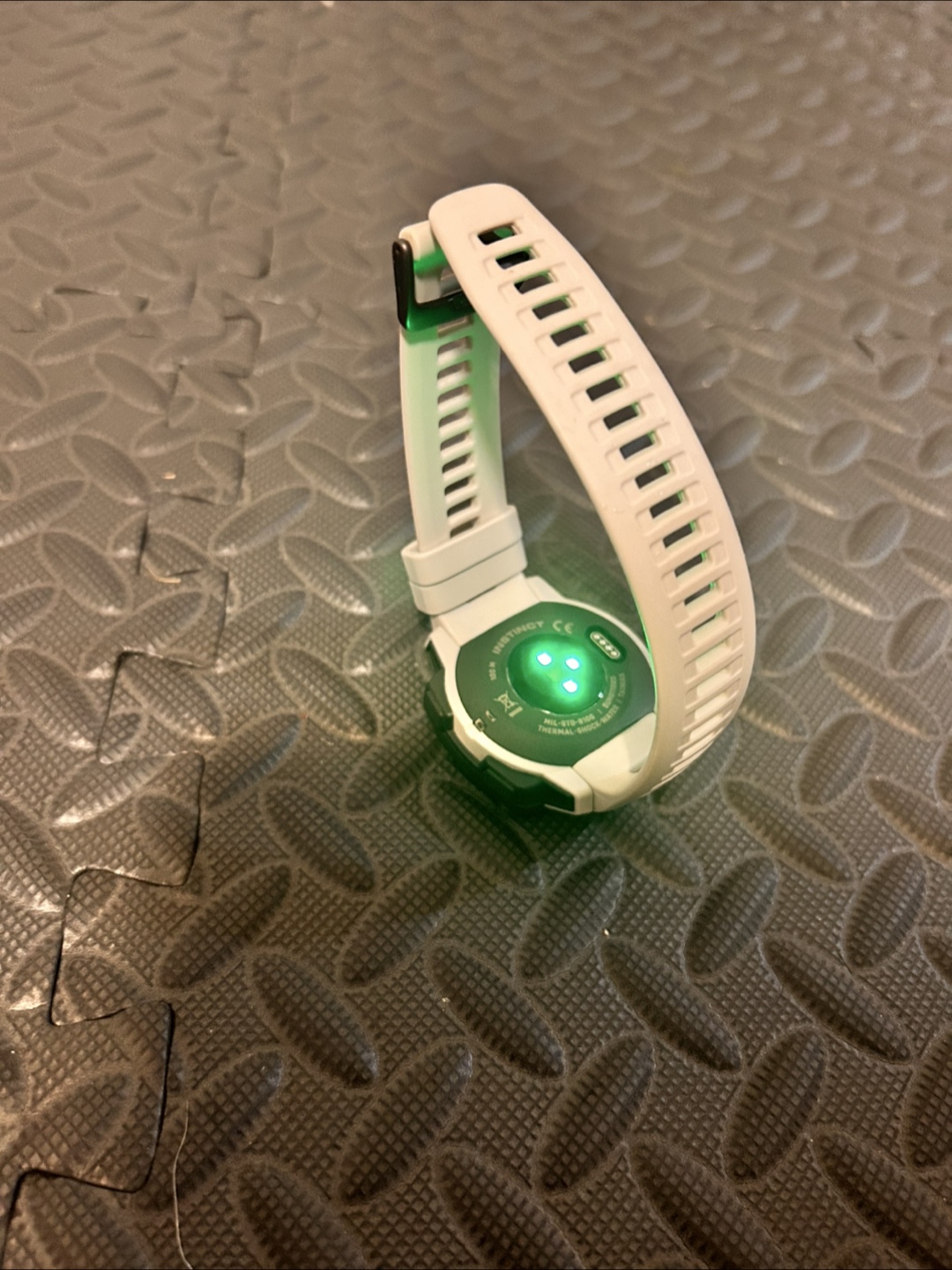 Garmin instinct 1 white special color way - photo 2