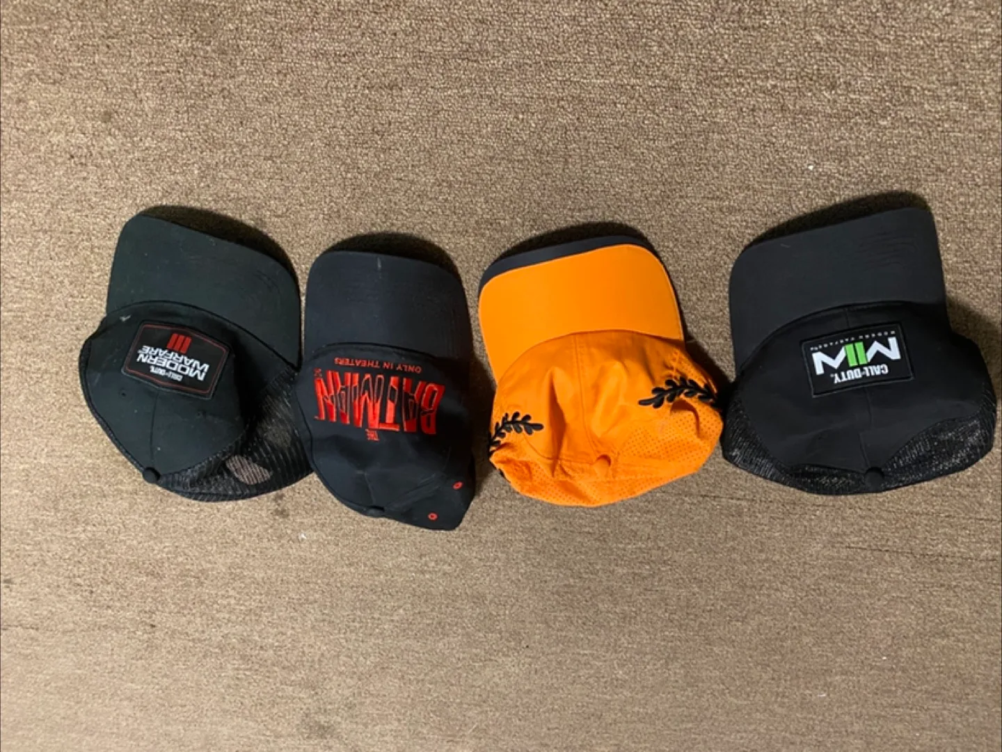 Bundle of 4 Hats - Modern Warfare ,#freecycle image indicator(2)