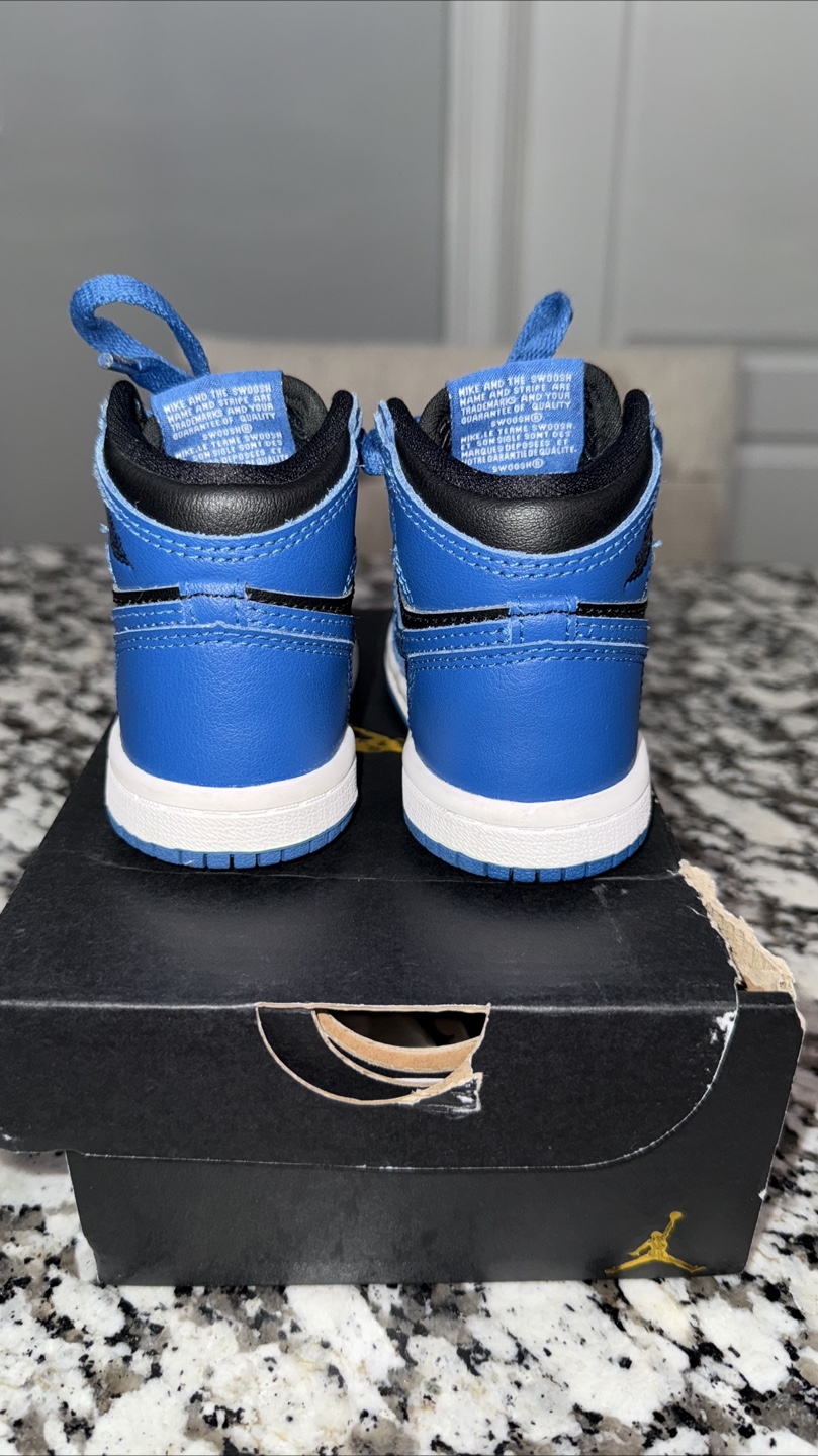 Air Jordan 1 High OG Toddler Shoes - Size 3C - photo 4