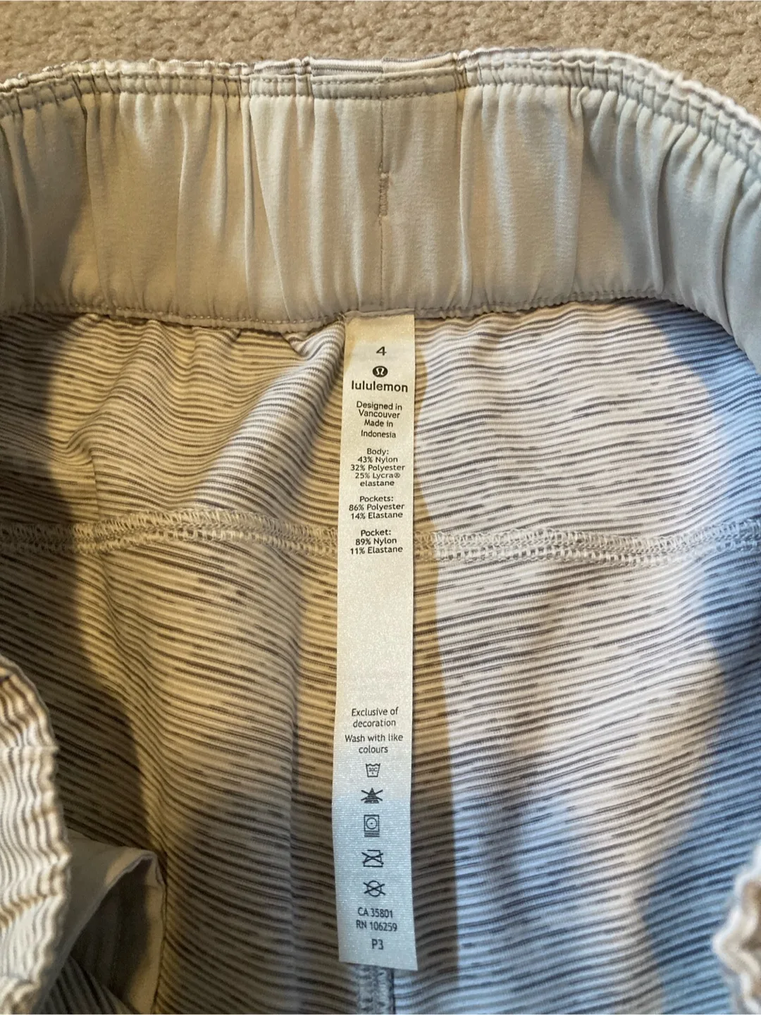 Lululemon Shorts Size 4 image indicator(3)