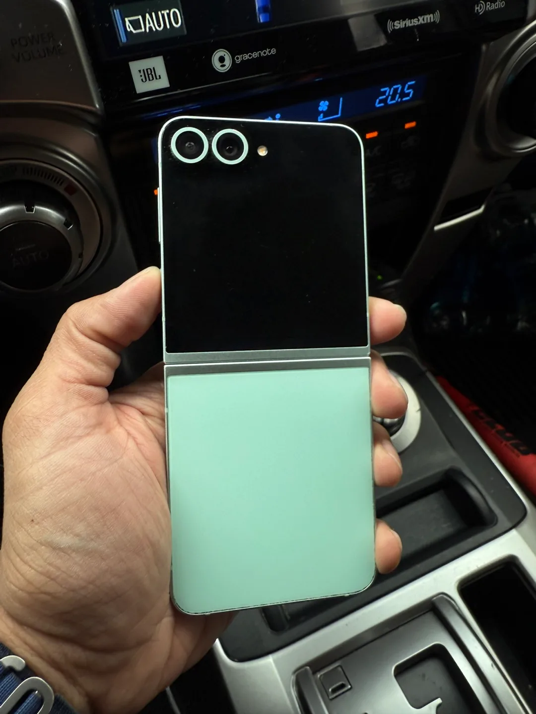 Flip 6  - Mint Green thumbnail