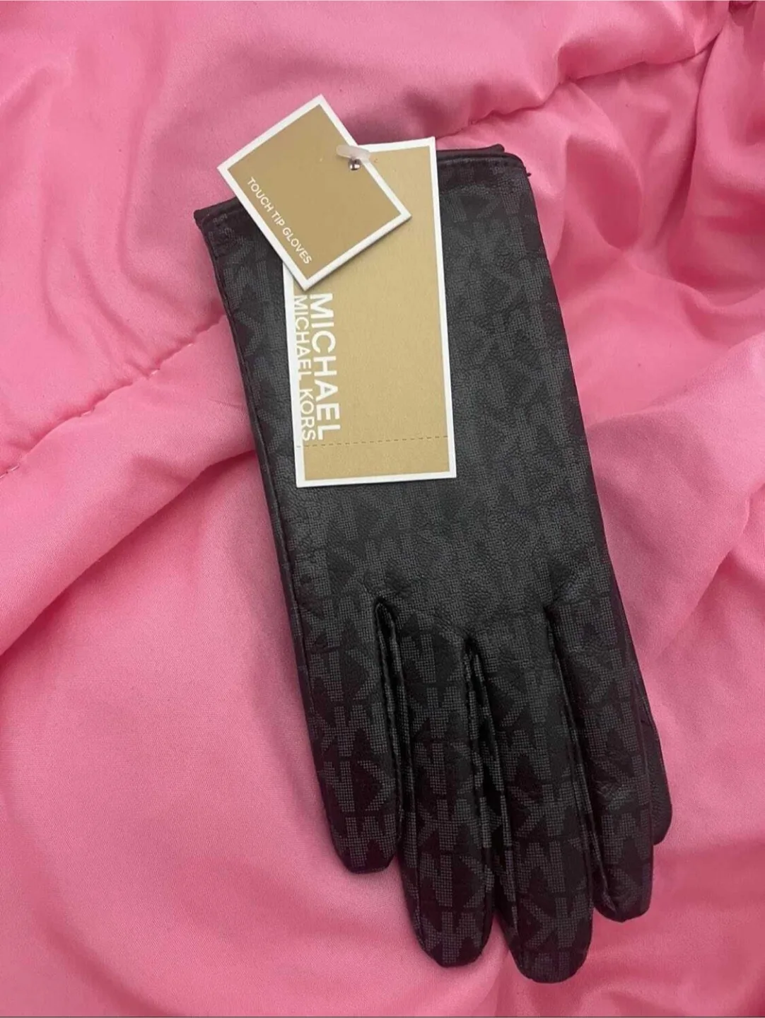 NEW! Michael Kors Black Gloves - Size S image indicator(2)