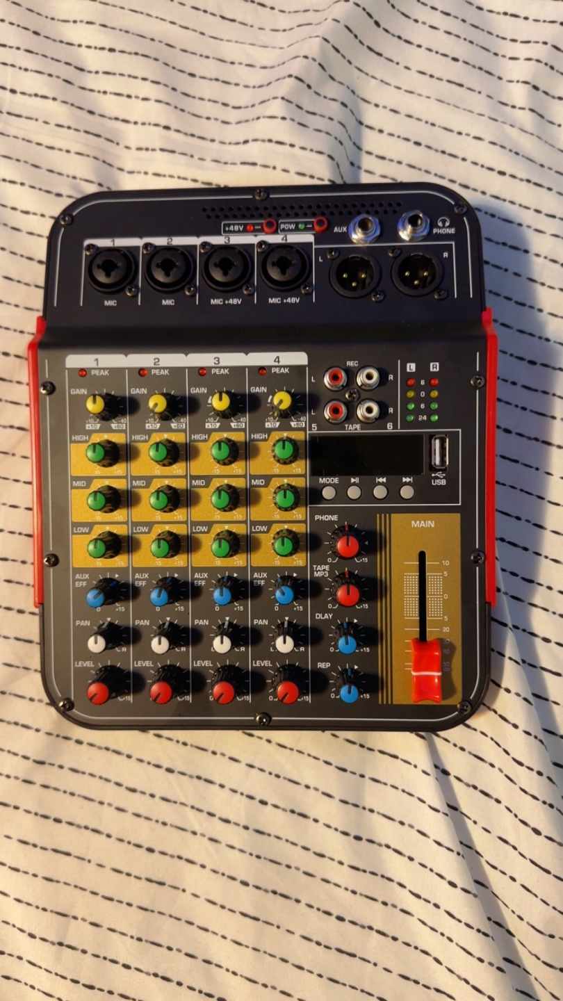 4-Channel Audio Mixer with USB and Effects