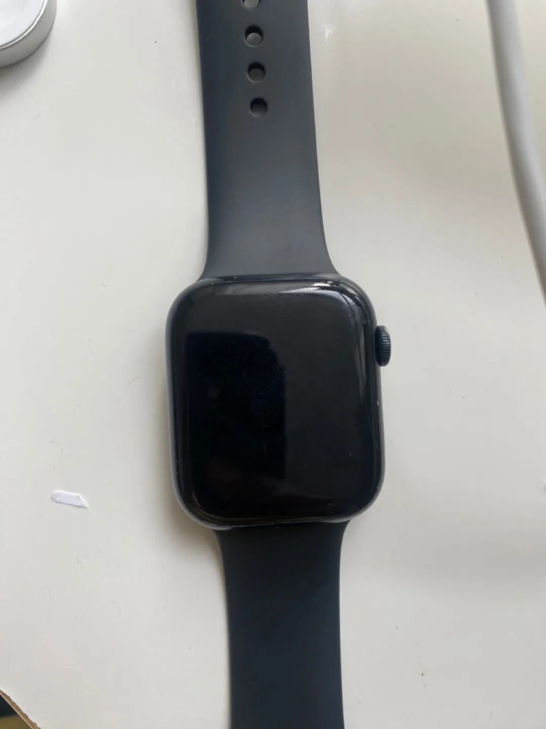 Apple Watch Series 7 - 45mm - Black - 82% Battery Health thumbnail