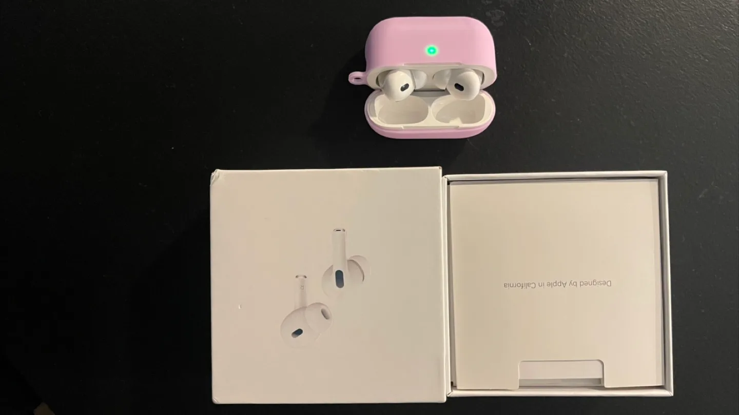 Apple AirPods Pro 2 with Protective Silicone Case thumbnail