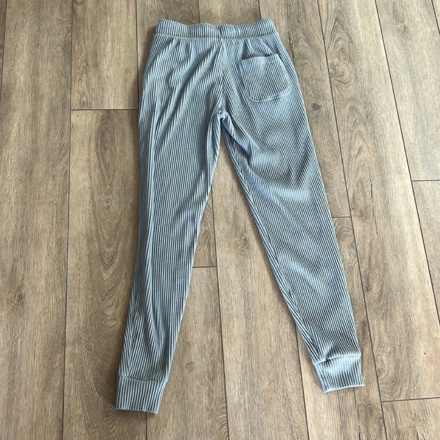 Alo Yoga Muse Set - Size Small image indicator(5)