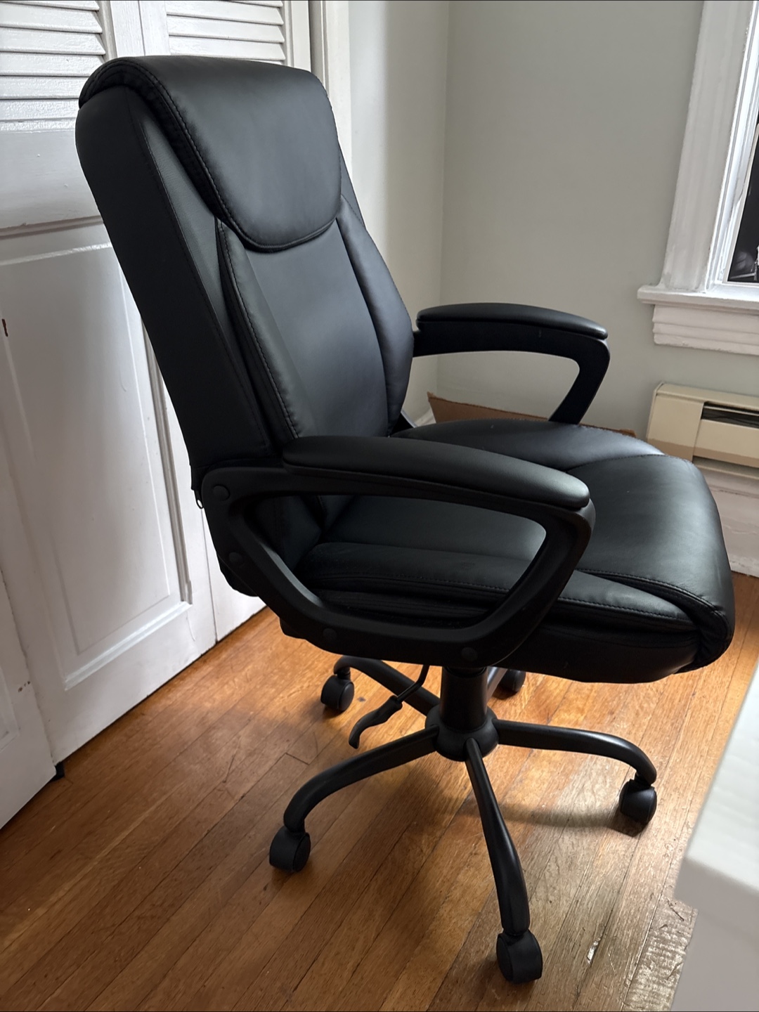 Black Leather Office Chair - photo 2
