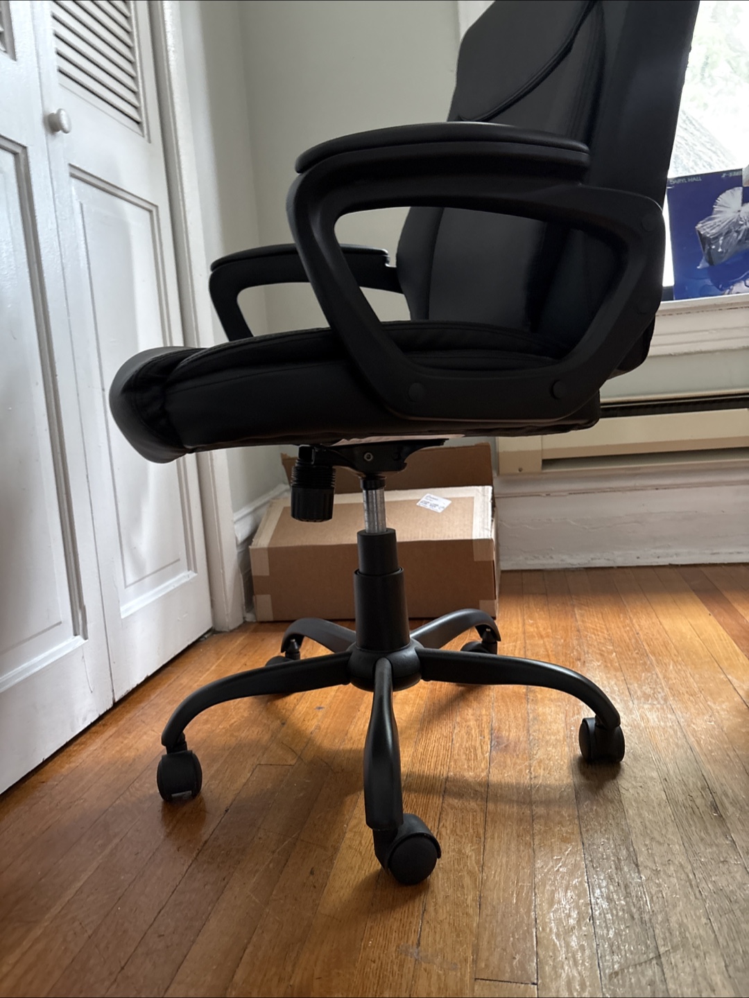 Black Leather Office Chair - photo 3