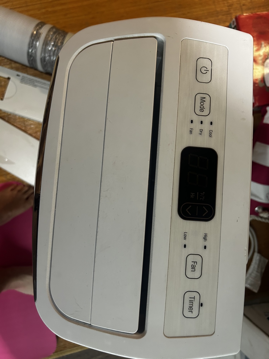 LG 10,000 BTU Portable Air Conditioner - photo 2