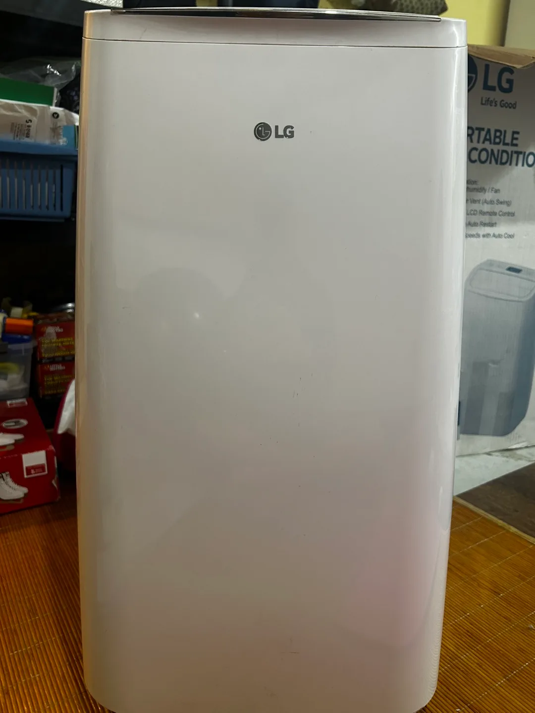 LG 10,000 BTU Portable Air Conditioner thumbnail