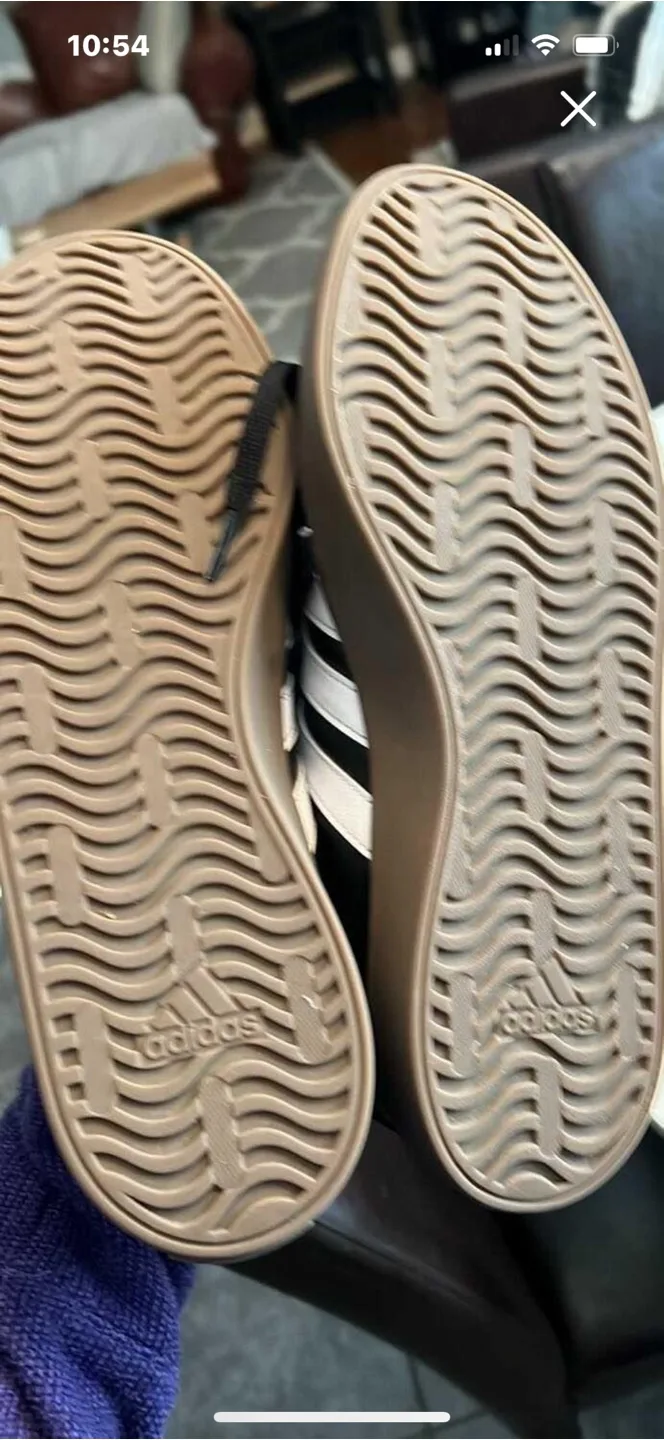 Brand new men’s Adidas Neo Casual Shoes image indicator(2)