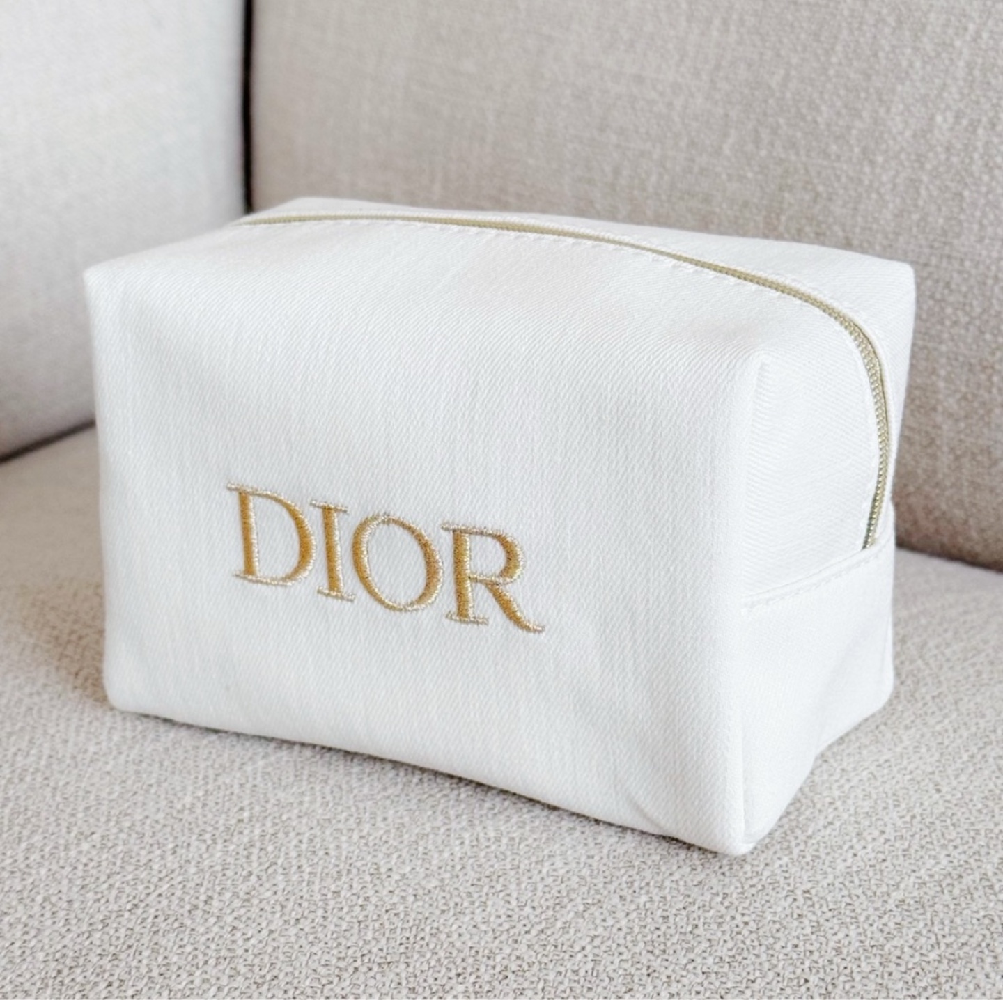 Dior White Cosmetic Bag - photo 5
