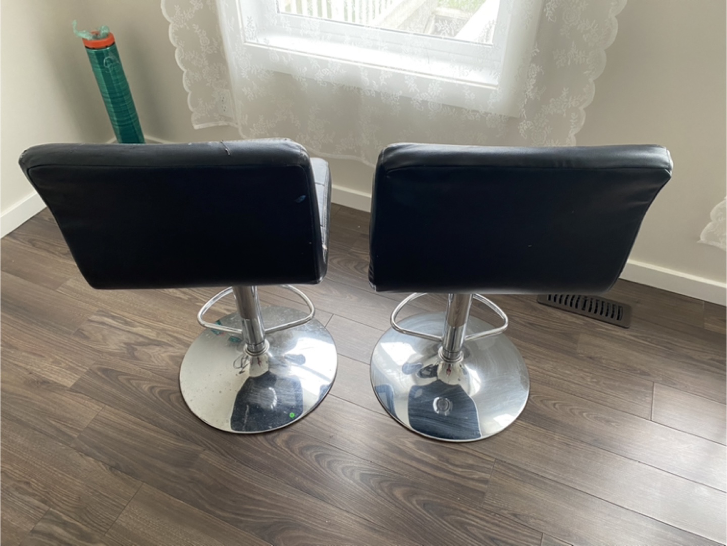 Two Bar Stools with chrome Bases & Footrests. - photo 5