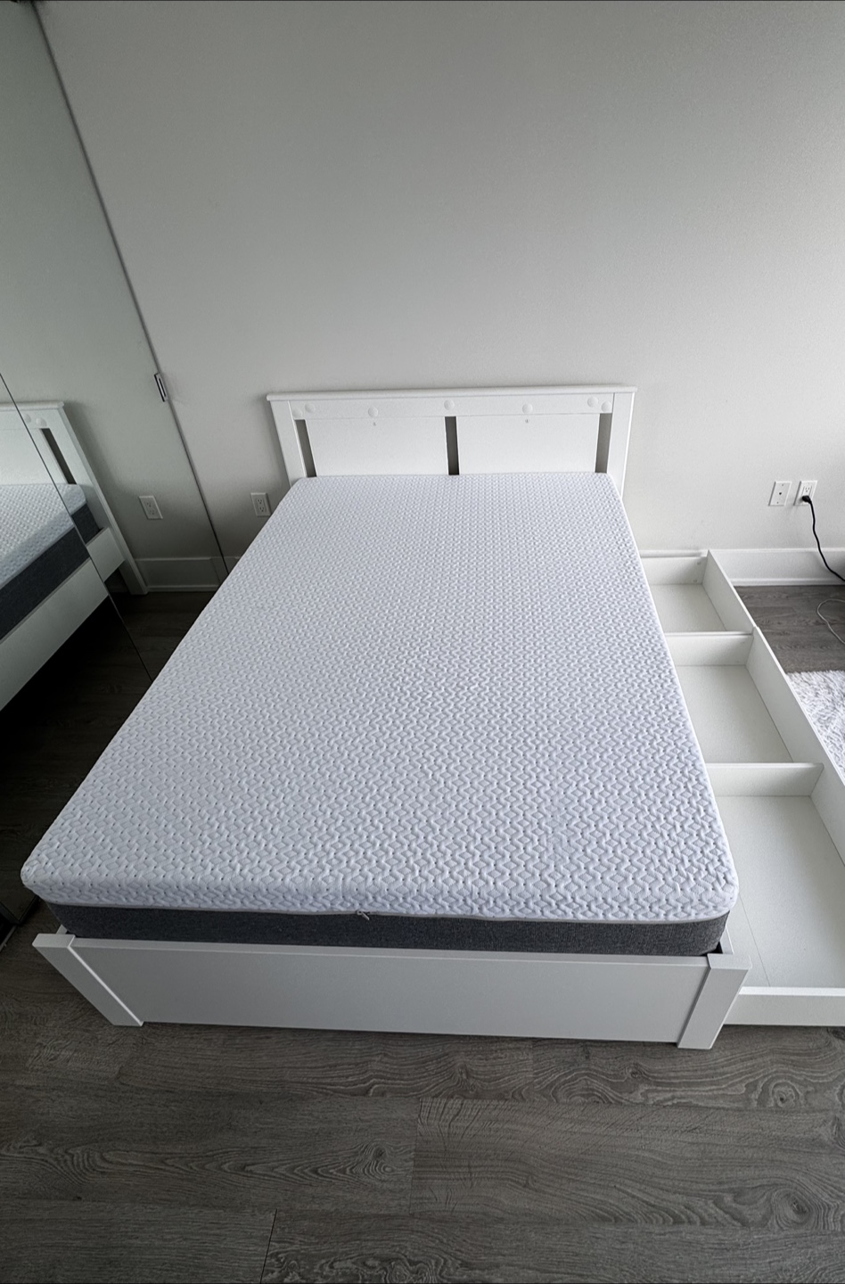 IKEA SONGESAND Full/Double Bed Frame + Endy Mattress