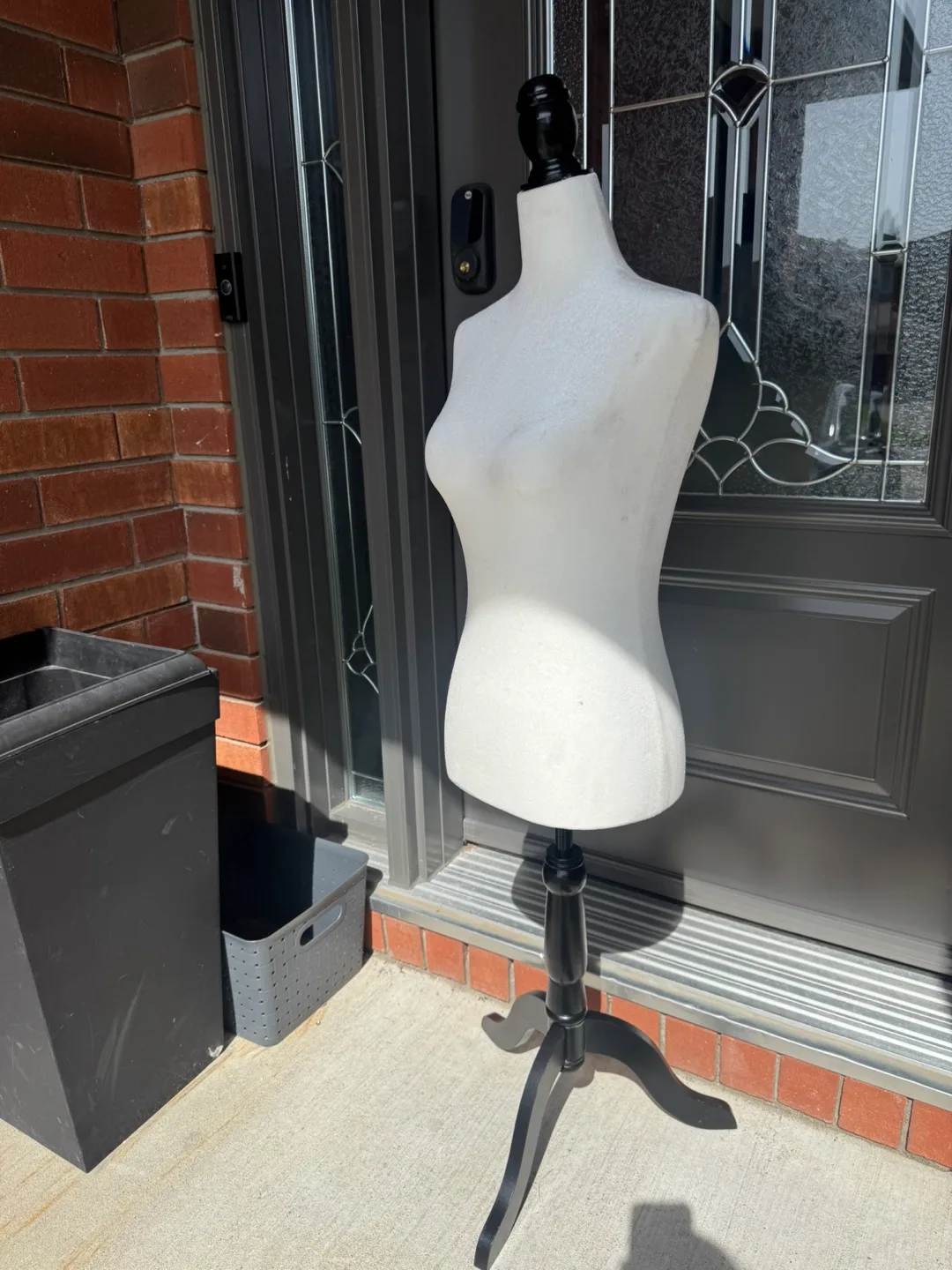FEMALE DRESS FORM MANNEQUIN STAND thumbnail