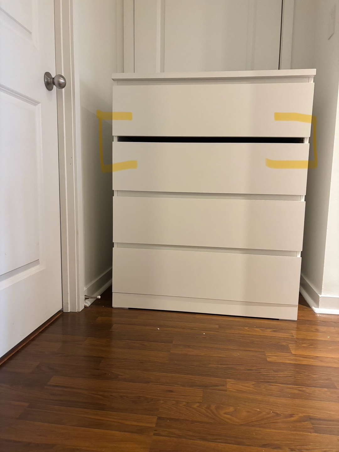 IKEA STORKLINTA 4-drawer chest white - small damage - photo 4