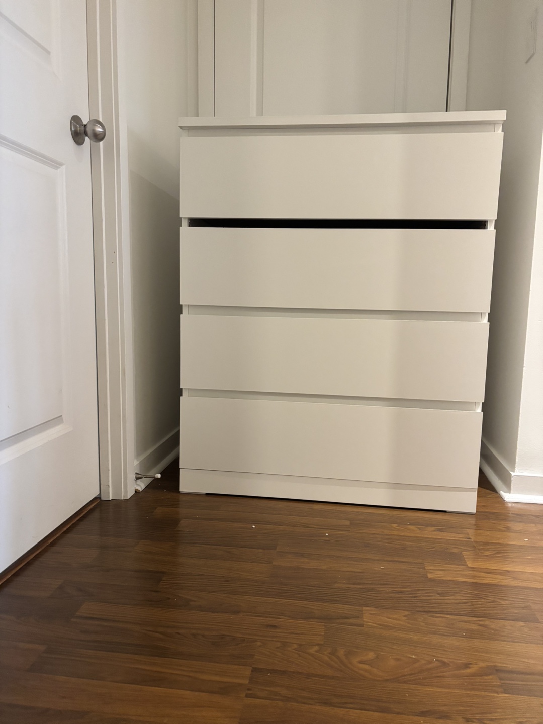 IKEA STORKLINTA 4-drawer chest white - small damage