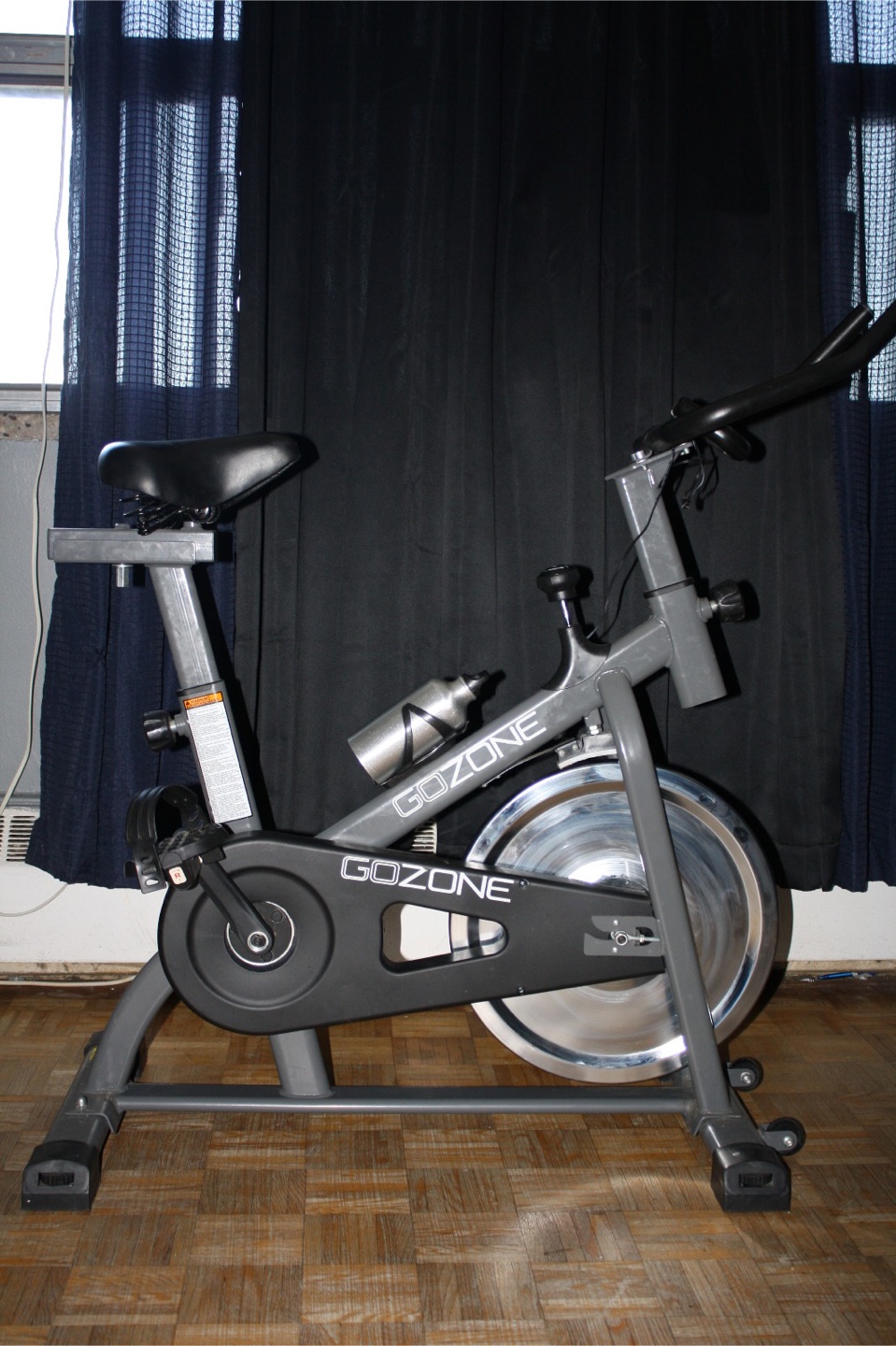 Gózōne Exercise Bike